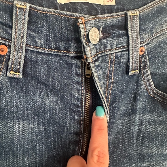 Levi’s Ribcage Bell Bottom Classic Blue Women's Jeans size 30 Stretch Chic EUC - Picture 4 of 6